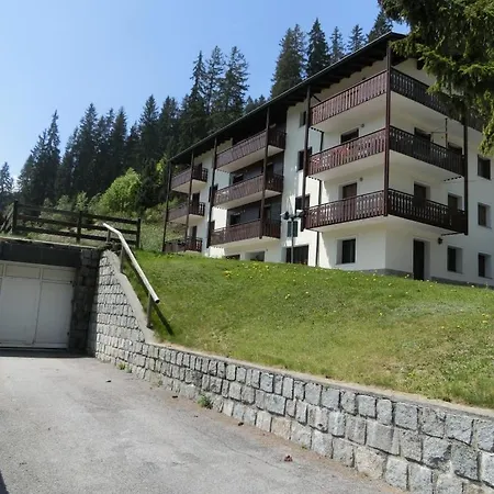 Apartment Bilocale Alberti - Ragada